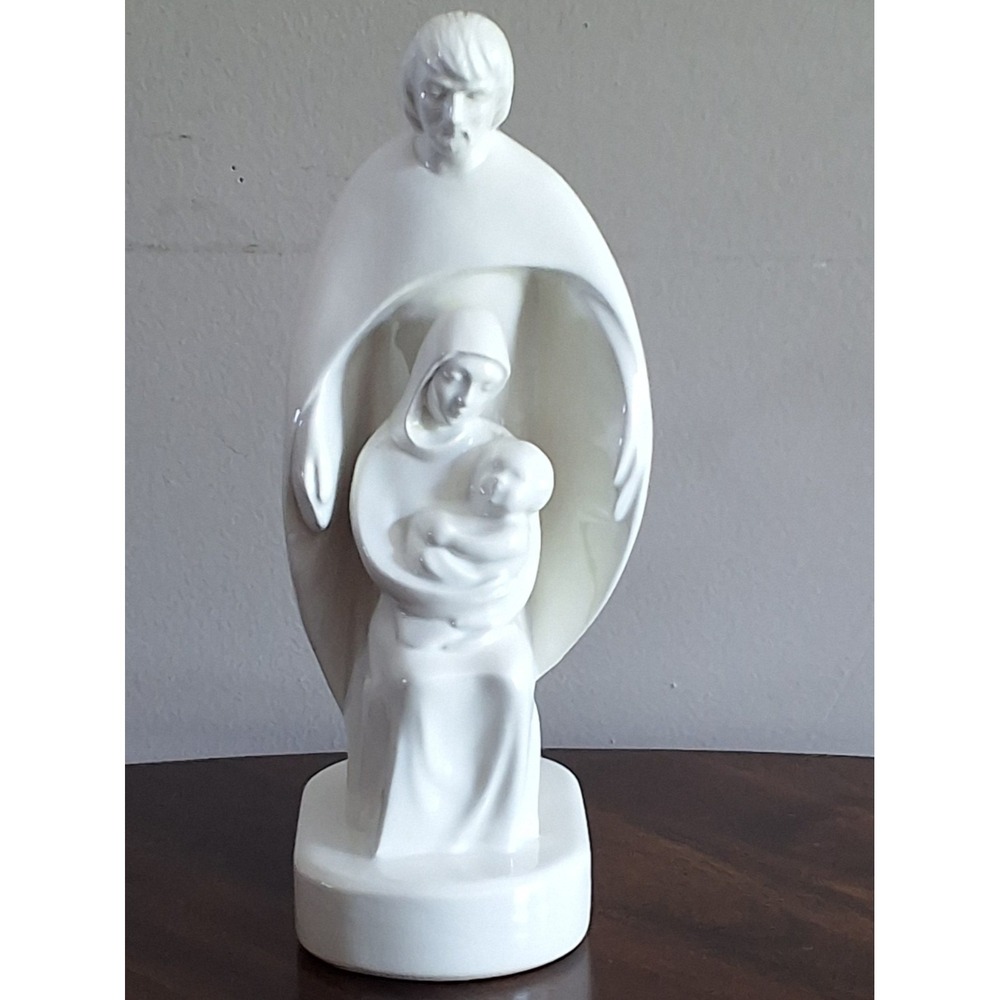 Vintage Mid Century‎ Modern White Ceramic 9" Nativity Figurine. GVC